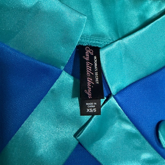 RARE Victoria's Secret Sexy Little Things Flight Attendant
Halloween Costume - Picture 5 of 13